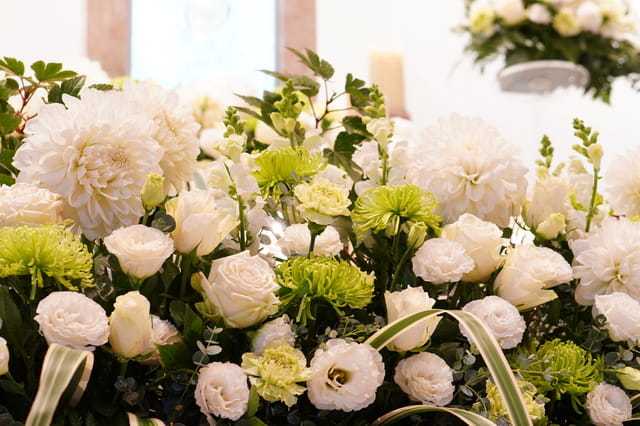 スタンド生花・盛篭・灯明